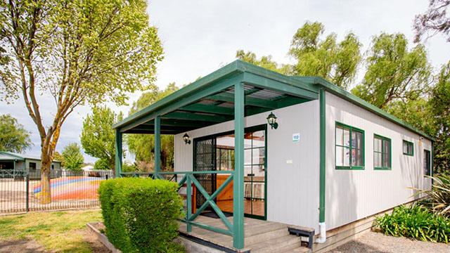 Two Bedroom Spa Cottage 4 berth - NRMA Ballarat Holiday Park Accommodation