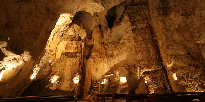 Capricorn Caves Brisbane to Cairns road trip in a week my nrma road trips