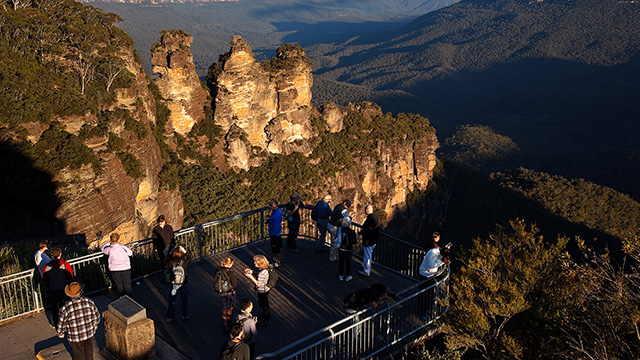 Three Sisters Sydney to Blue Mountains my nrma road trips