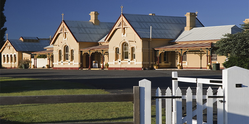 Tenterfield Railway Sydney to Brisbane my nrma road trips