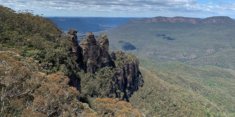 three sisters at echo point